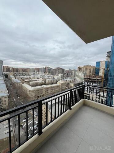 3-комн. новостройка - м. 28 мая - 190 м² (25)
