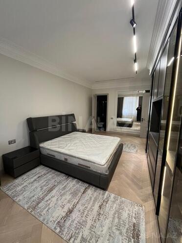 3-комн. новостройка - м. 28 мая - 190 м² (14)