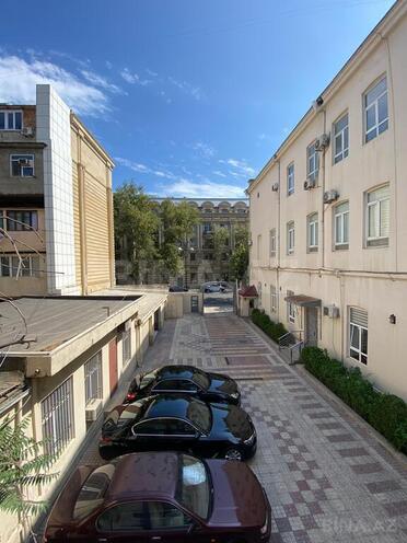 2-комн. вторичка - м. Сахил - 60 м² (2)