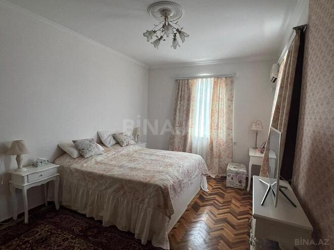 7 otaqlı həyət evi/bağ evi - Şüvəlan q. - 130 m² (5)
