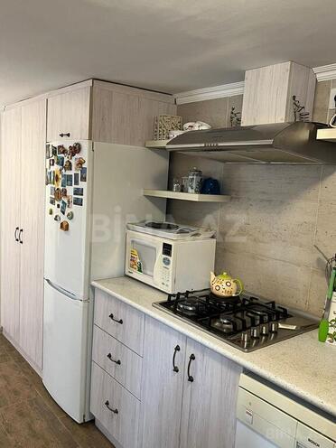 7 otaqlı həyət evi/bağ evi - Şüvəlan q. - 130 m² (11)