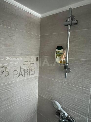 7 otaqlı həyət evi/bağ evi - Şüvəlan q. - 130 m² (20)