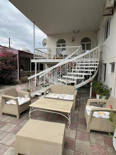 7 otaqlı həyət evi/bağ evi - Şüvəlan q. - 130 m² (25)
