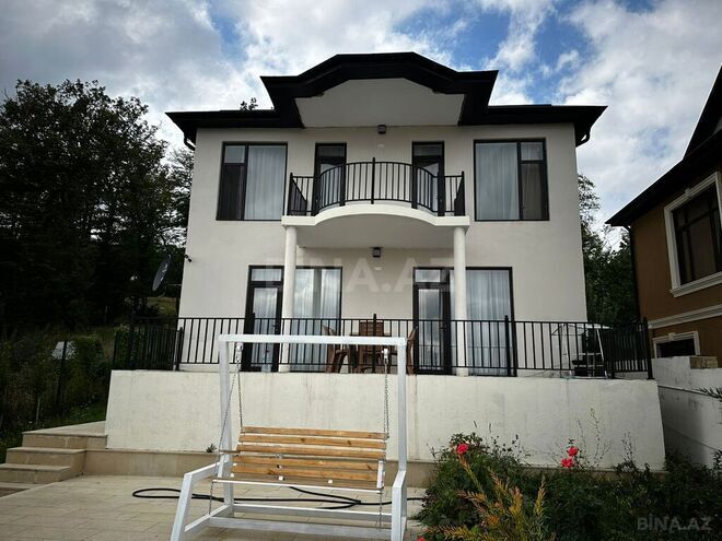 6 otaqlı həyət evi/bağ evi - Qusar - 160 m² (1)