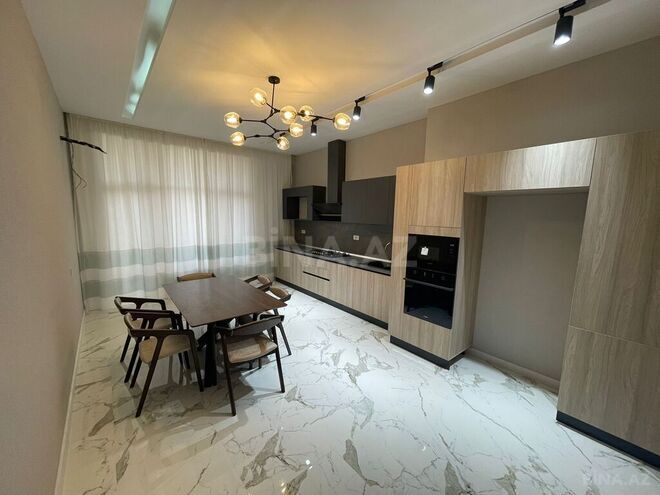 4 otaqlı yeni tikili - Şah İsmayıl Xətai m. - 190 m² (1)