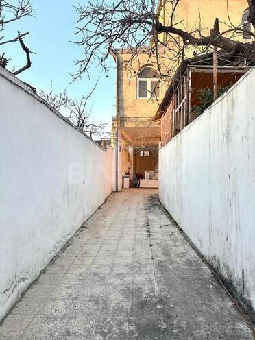 12 otaqlı həyət evi/bağ evi - Nəsimi m. - 300 m² (15)