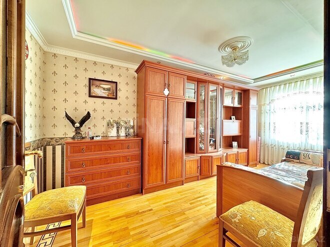 Satılır 3 otaqlı köhnə tikili 80 m², Qara Qarayev m., photo 8 from 19