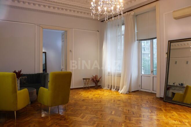 6 otaqlı köhnə tikili - Sahil m. - 240 m² (3)