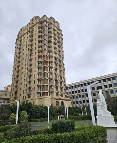 2 otaqlı yeni tikili - 28 May m. - 100 m² (1)