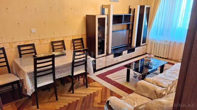 3 otaqlı köhnə tikili - 9-cu mikrorayon q. - 84 m² (2)