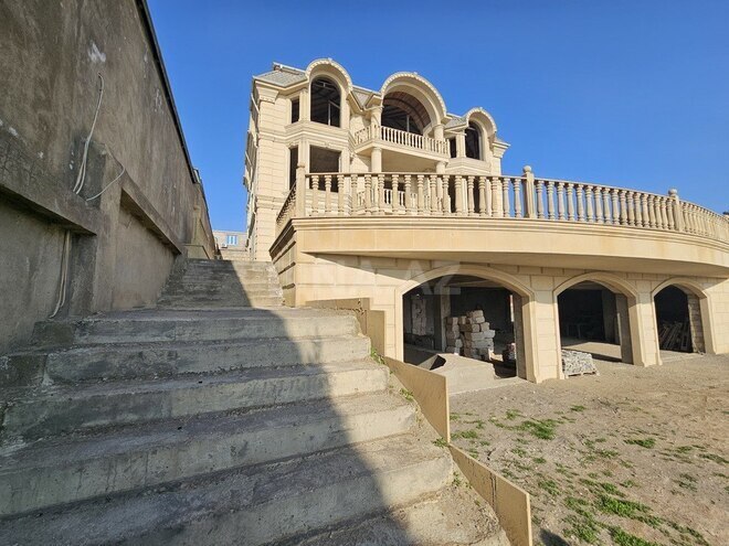 12 otaqlı həyət evi/bağ evi - Sahil q. - 500 m² (18)