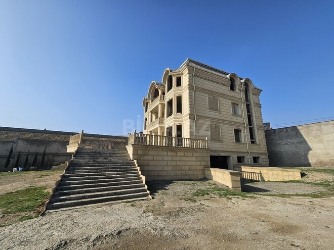 12 otaqlı həyət evi/bağ evi - Sahil q. - 500 m² (24)