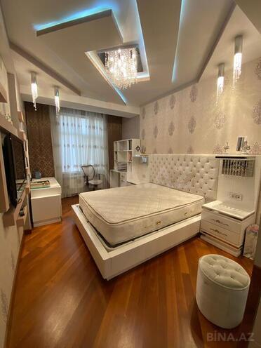 4-комн. новостройка - м. 28 мая - 205.5 м² (8)