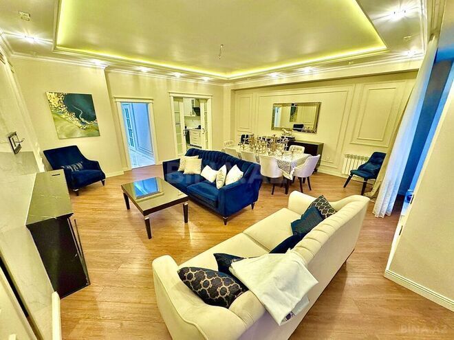 3 otaqlı yeni tikili - Qara Qarayev m. - 142 m² (21)