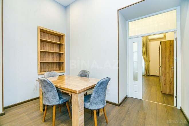 İcarəyə verilir 2 otaqlı köhnə tikili 70 m², Sahil m., photo 19 from 31