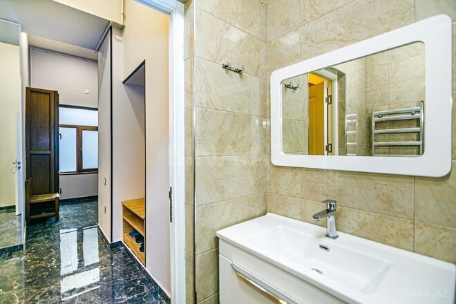 İcarəyə verilir 2 otaqlı köhnə tikili 70 m², Sahil m., photo 29 from 31