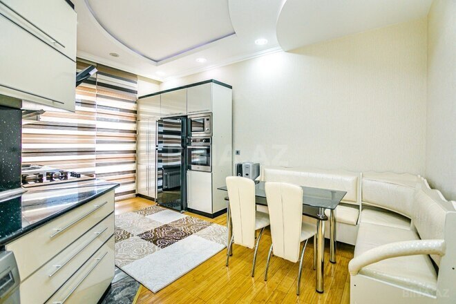 Сдаётся 3-комн. новостройка 180 м², м. Сахил, photo 13 from 32