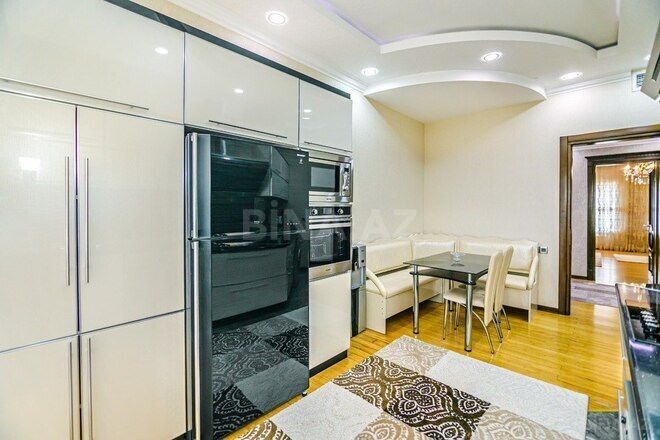 Сдаётся 3-комн. новостройка 180 м², м. Сахил, photo 14 from 32