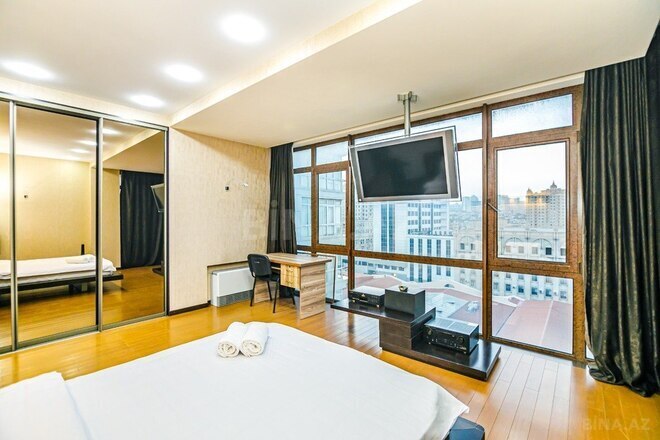 İcarəyə verilir 3 otaqlı yeni tikili 185 m², Sahil m., photo 12 from 32