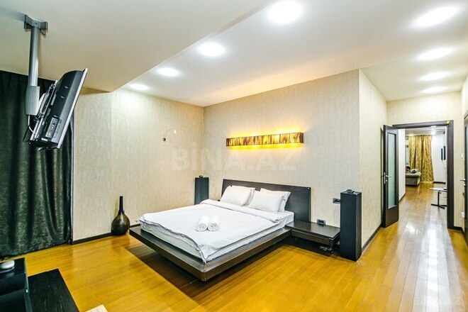 İcarəyə verilir 3 otaqlı yeni tikili 185 m², Sahil m., photo 9 from 32