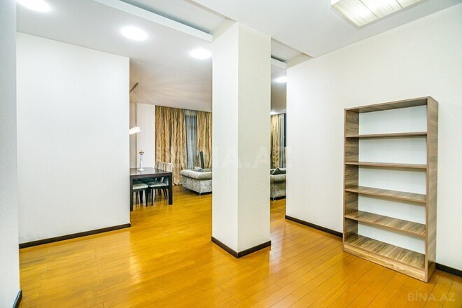 İcarəyə verilir 3 otaqlı yeni tikili 185 m², Sahil m., photo 24 from 32