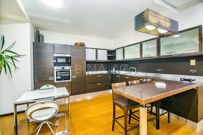 İcarəyə verilir 3 otaqlı yeni tikili 185 m², Sahil m., photo 27 from 32