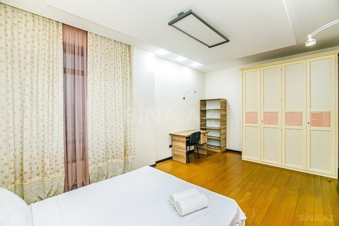 İcarəyə verilir 3 otaqlı yeni tikili 185 m², Sahil m., photo 14 from 32