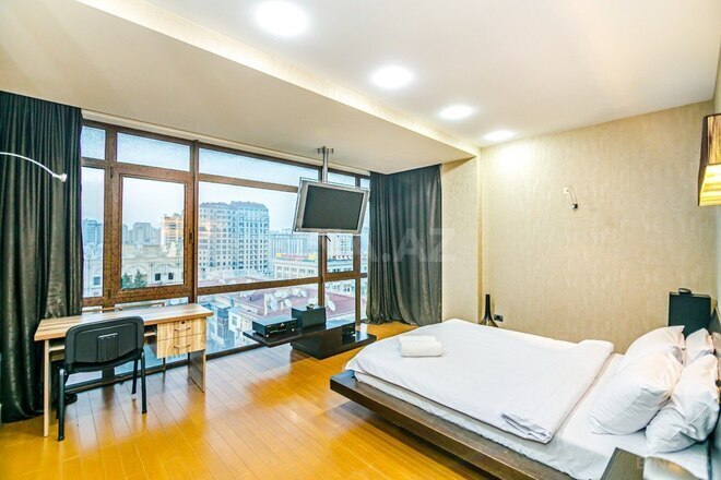 İcarəyə verilir 3 otaqlı yeni tikili 185 m², Sahil m., photo 1 from 32
