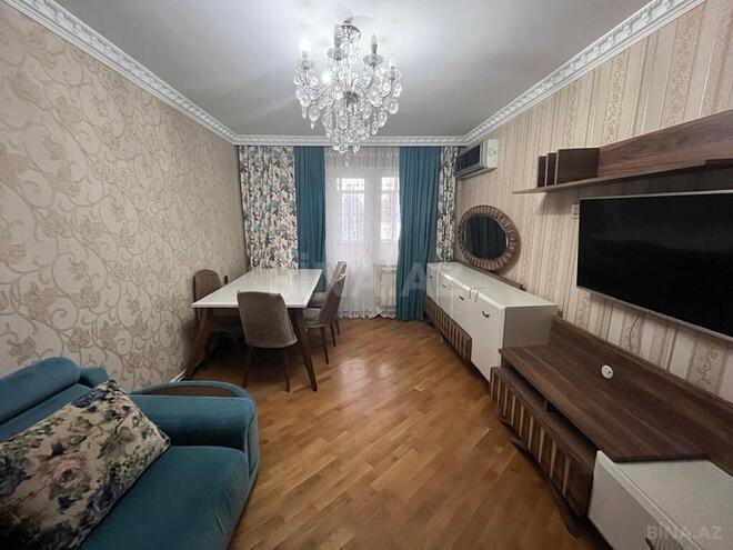 3 otaqlı köhnə tikili - Neftçilər m. - 65 m² (1)