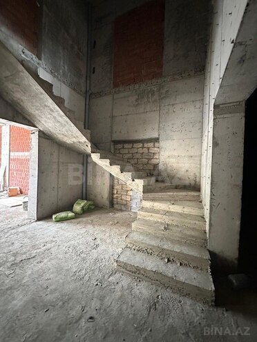 Объект - м. Элмляр Академиясы - 400 м² (9)