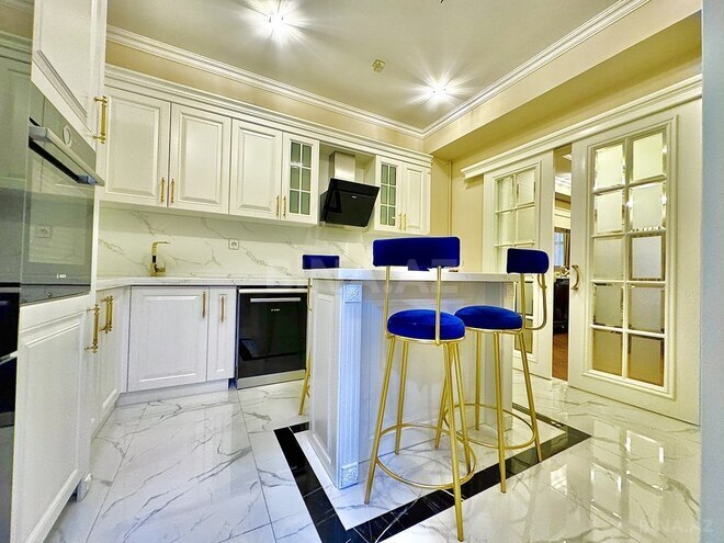 3 otaqlı yeni tikili - Qara Qarayev m. - 142 m² (11)