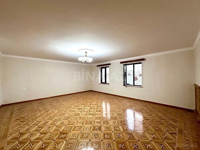 Satılır 6 otaqlı köhnə tikili 215 m², Sahil m., photo 22 from 30