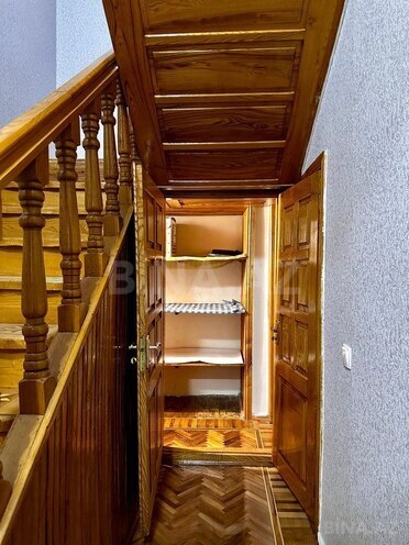 Satılır 6 otaqlı köhnə tikili 215 m², Sahil m., photo 17 from 30