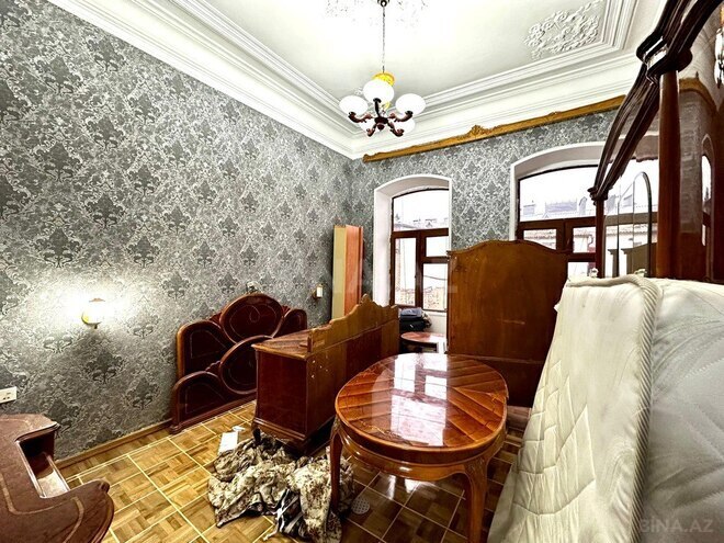Satılır 6 otaqlı köhnə tikili 215 m², Sahil m., photo 8 from 30