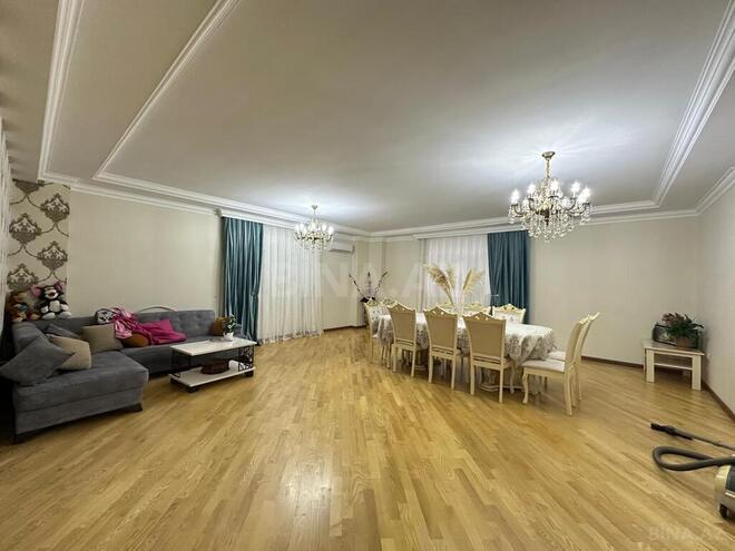 3 otaqlı yeni tikili - Şah İsmayıl Xətai m. - 157 m² (1)