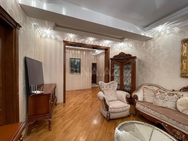 3 otaqlı yeni tikili - Memar Əcəmi m. - 121 m² (9)