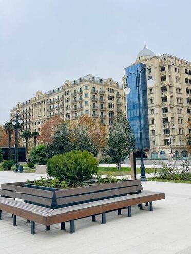 3-комн. вторичка - м. 28 мая - 90 м² (1)