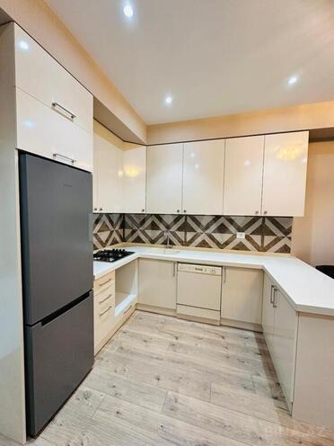 2 otaqlı yeni tikili - 8 Noyabr m. - 80 m² (10)