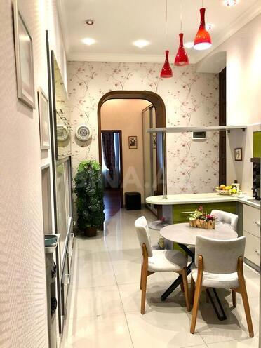 5-комн. вторичка - м. Сахил - 150 м² (6)