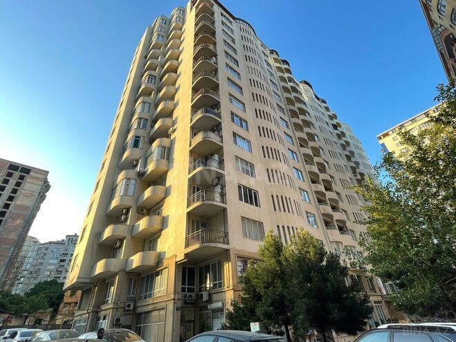 6 otaqlı yeni tikili - 28 May m. - 256 m² (2)