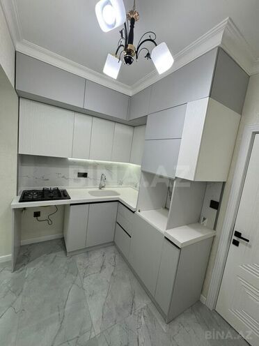3 otaqlı köhnə tikili - İnşaatçılar m. - 90 m² (13)