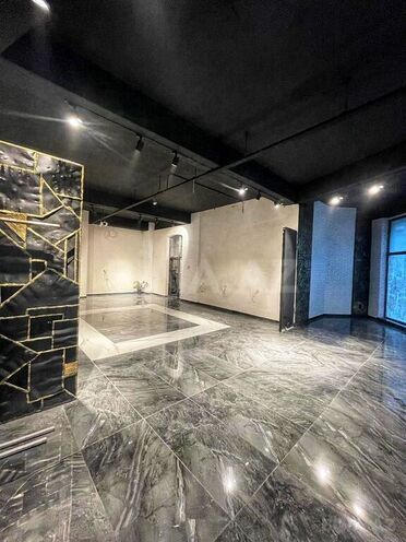 Obyekt - Nizami m. - 300 m² (1)
