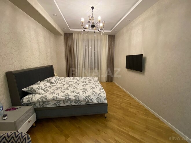 3 otaqlı yeni tikili - 8 Noyabr m. - 140 m² (9)