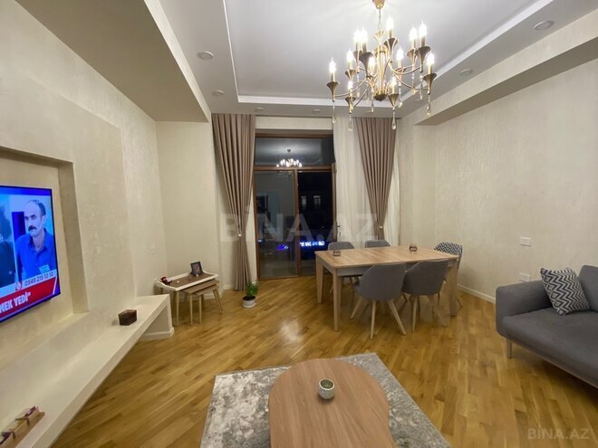 3 otaqlı yeni tikili - 8 Noyabr m. - 140 m² (14)
