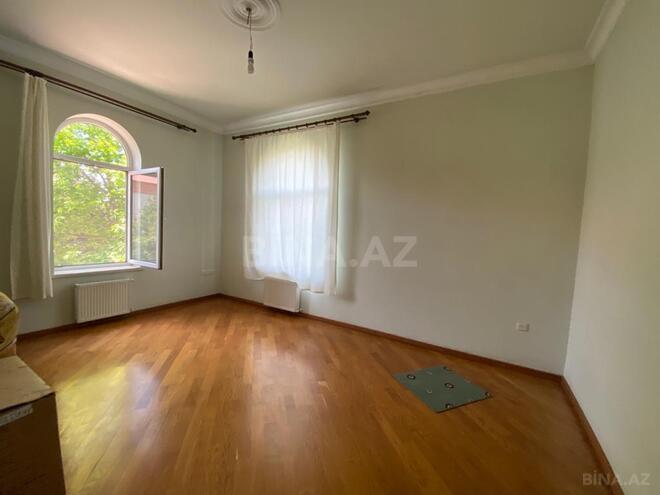 Satılır 8 otaqlı həyət evi/bağ evi 400 m², Nizami r., photo 16 from 26