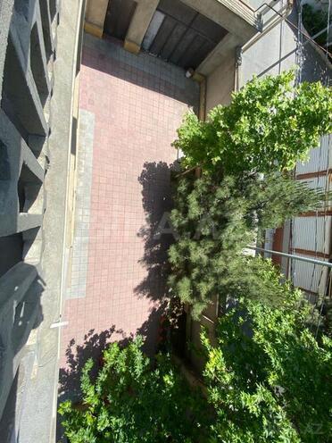 Satılır 8 otaqlı həyət evi/bağ evi 400 m², Nizami r., photo 23 from 26