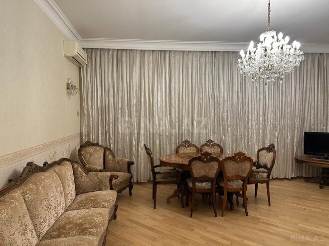 2-комн. вторичка - м. Сахил - 55 м² (3)