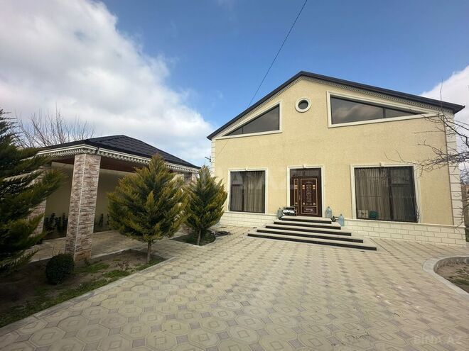 4-комн. дом/дача - Бинагадинский р. - 200 м² (1)