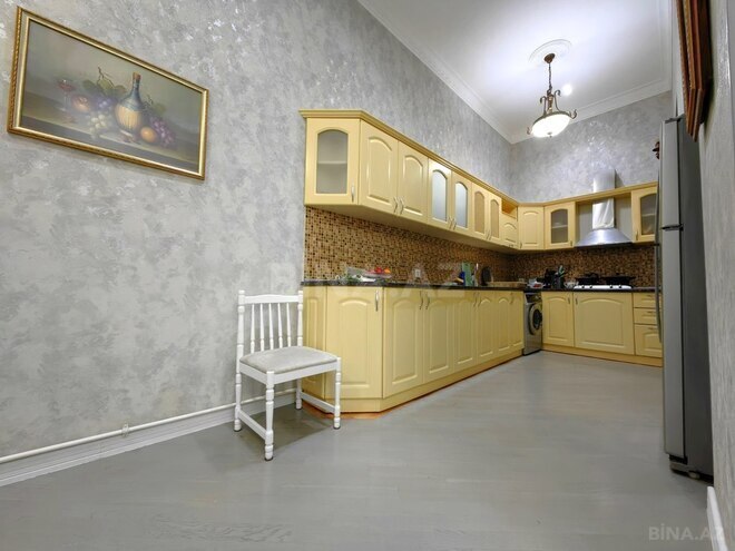 Продаётся 4-комн. вторичка 185 м², м. Ичеришехер, photo 25 from 31