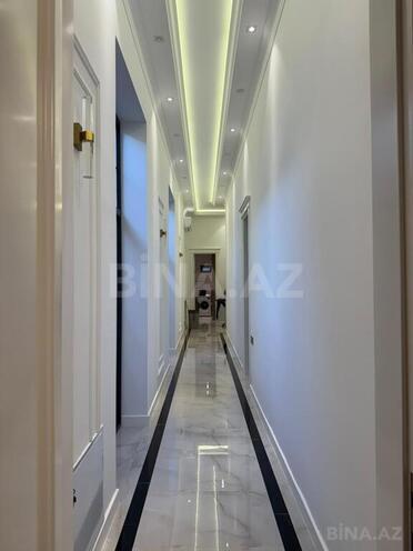6 otaqlı həyət evi/bağ evi - Mərdəkan q. - 300 m² (16)